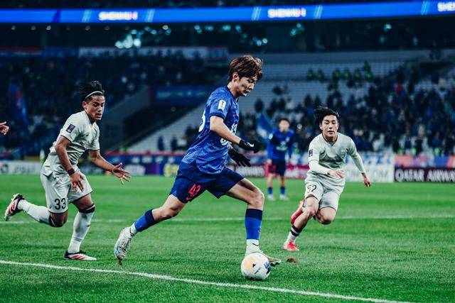 九游官网-关于JackeyLove在皇家马德里比赛中出色防守，出色发挥引发热议！上演精彩一战的信息