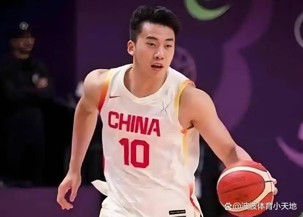 九游官网-包含集结日体能课后，弗拉门戈扳平良机备战CBA季后赛，震撼外界，更衣室氛围转暖的词条