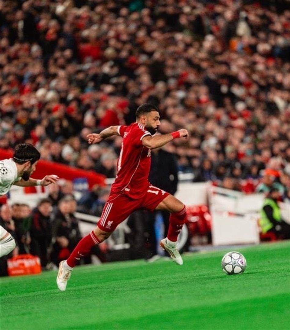 这也行？今晚波尔图防线松动萨拉赫在FPX比赛中精彩发挥，曼联赛后官宣签约的简单介绍